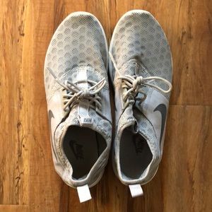 Women’s Nike Juvenate